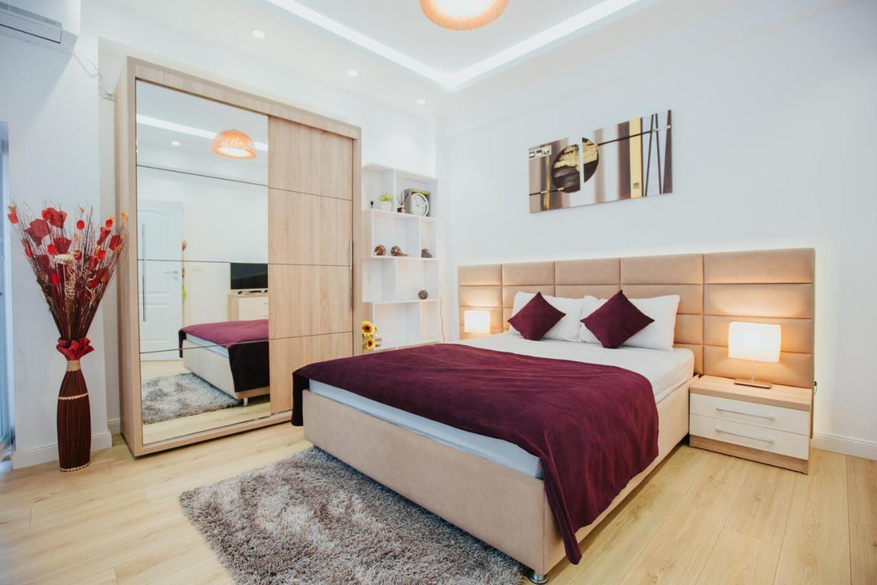 Color Apartments Corneliu Coposu 1A Street 布加勒斯特 外观 照片