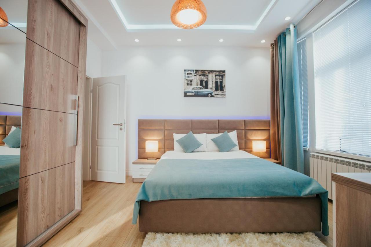 Color Apartments Corneliu Coposu 1A Street 布加勒斯特 外观 照片