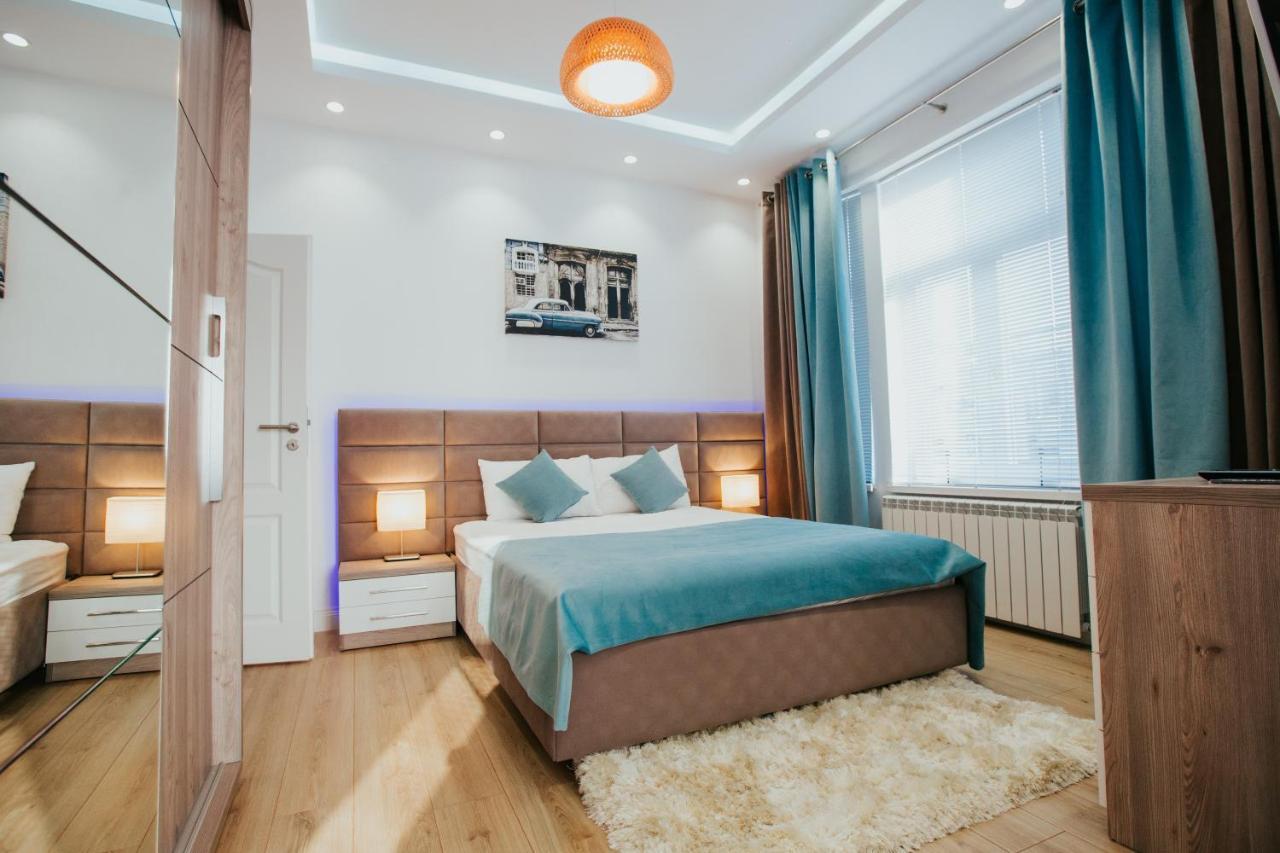 Color Apartments Corneliu Coposu 1A Street 布加勒斯特 外观 照片