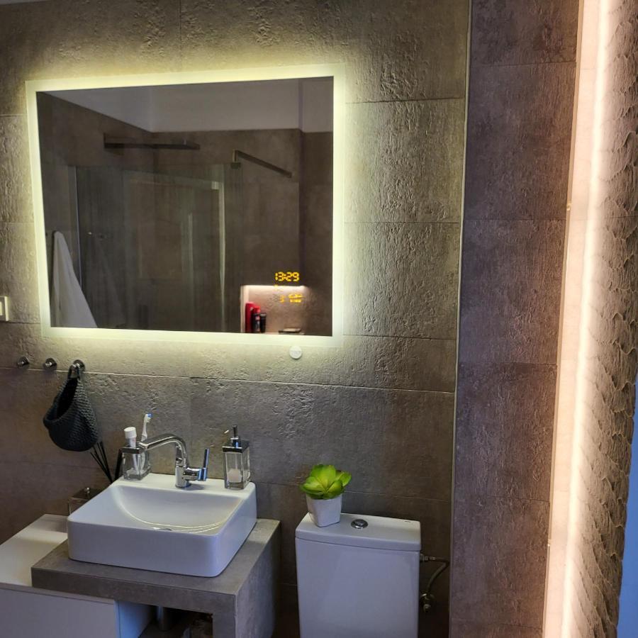 Color Apartments Corneliu Coposu 1A Street 布加勒斯特 外观 照片