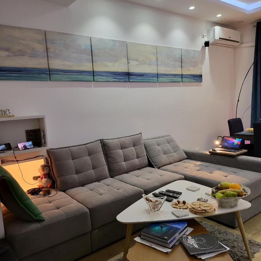 Color Apartments Corneliu Coposu 1A Street 布加勒斯特 外观 照片